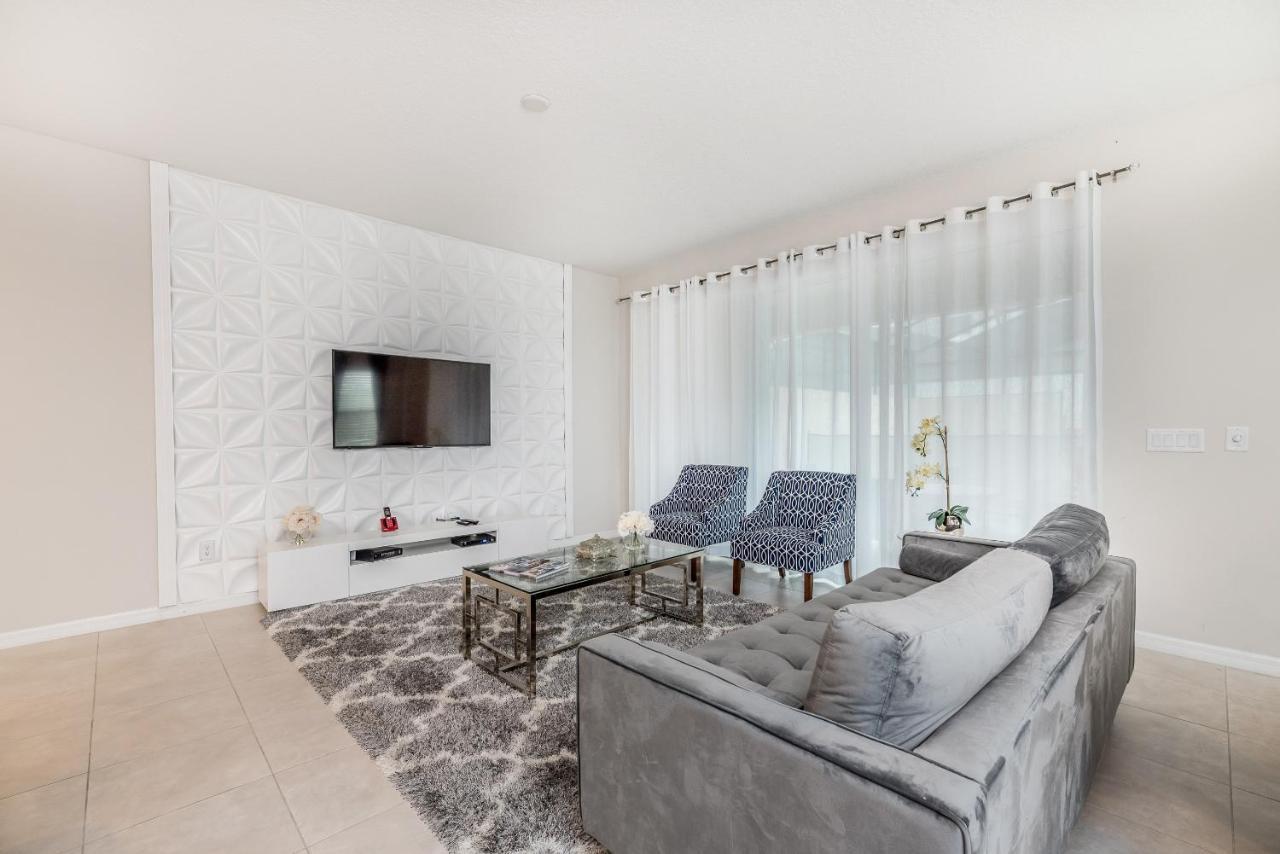 Solara Resort Townhome, 15 Minutes From Disney คิสซิมมี ภายนอก รูปภาพ